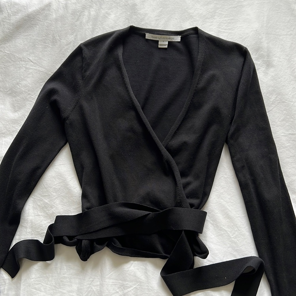 DVF - black silk/cotton blend wrap sweater- size S